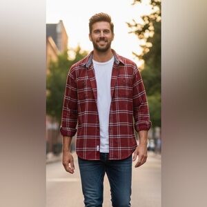 Wrangler, dark red/maroon squared, long sleeve, flannel shirt, chest pocket, M
